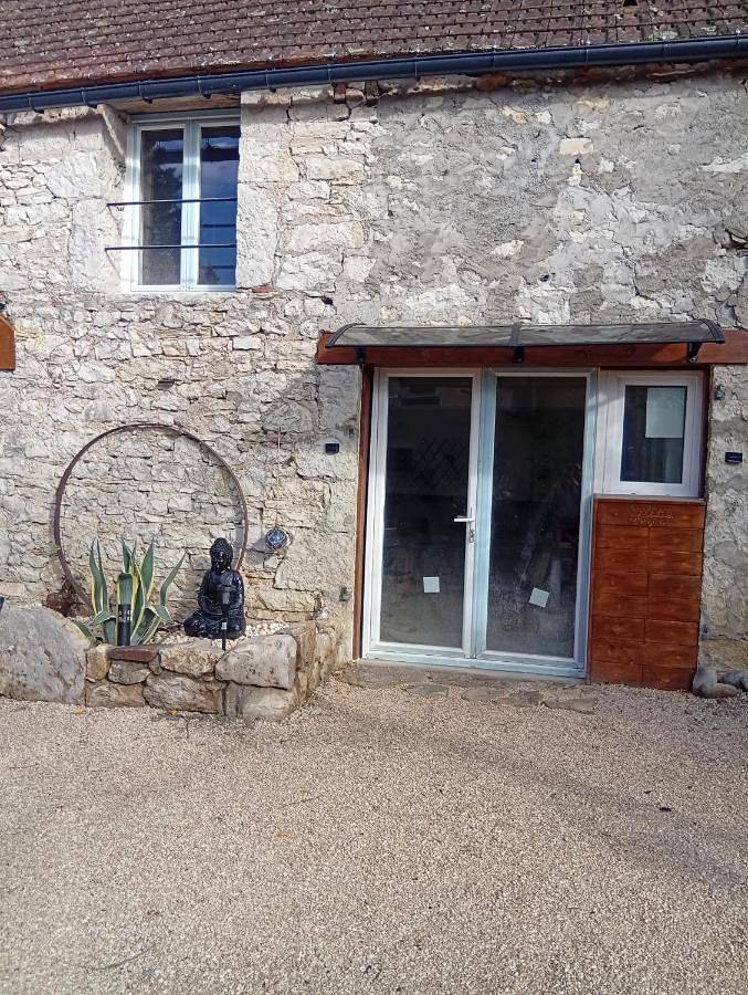 Gîte pour 6 personnes, avec vue et jardin à Meyronne - 4