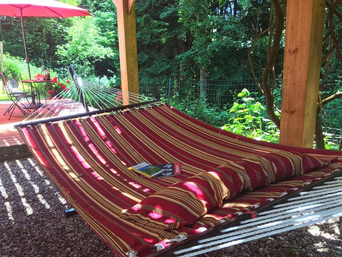 Appartement entier, Appartement au calme avec terrasse verdoyante entre Annecy et Genève in Villy-le-Pelloux, Région d'Annecy