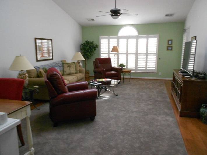 Vacation rental for 2 people, with terrace and pool as well as hot tub, with pets in Sunset Beach (NC)