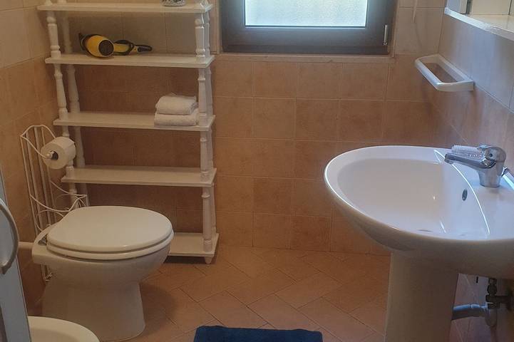 Location de vacances pour 5 personnes, avec jardin et terrasse dans Rodi Garganico - 4