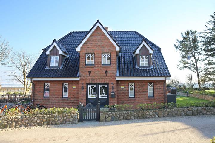 Luxus-Ferienhaus für 6 Personen, mit Terrasse in Wyk auf Föhr