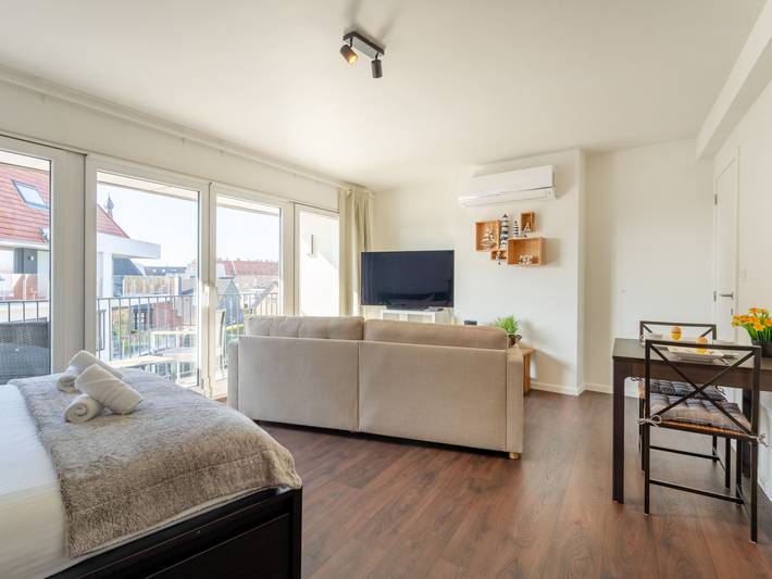 Studio 4.3 with balcony & airco