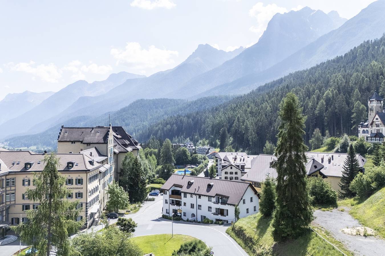 Ganze Wohnung, Chasa Grusaida: Charmante, gemütliche 2-Zimmerwohnung mit Balkon Nähe Golfplatz in Vulpera, Tarasp