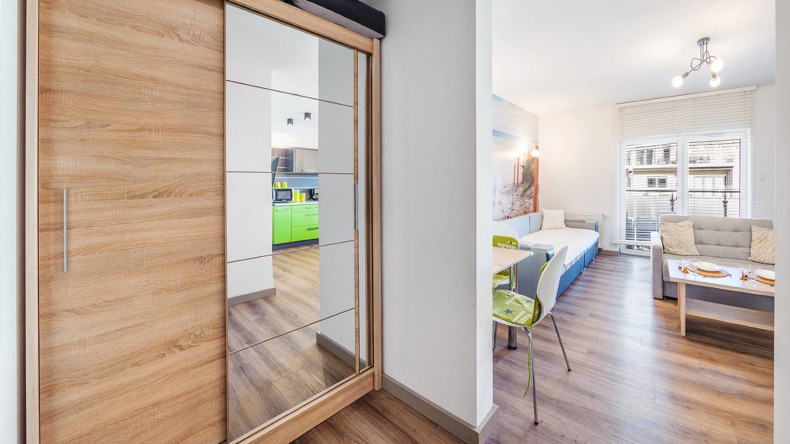 Cały apartament wypoczynkowy, Apartament wakacyjny dla 4 osób z balkon in Ustronie Morskie, Morze Bałtyckie