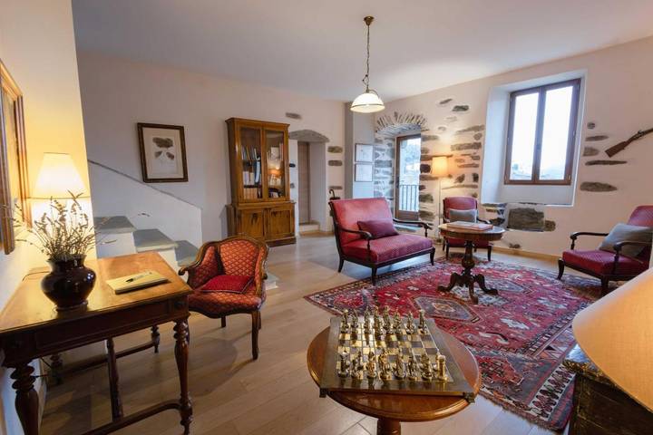 Gîte pour 2 personnes, avec Terrasse et Jardin ainsi que Piscine et Vue à Carcheto-Brustico - 4
