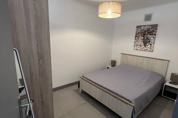 Gîte pour 4 personnes, avec terrasse et jardin dans Plage de Tiuccia - 2