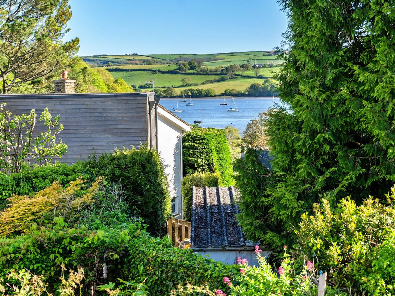 Dart Retreat in Stoke Gabriel, Devon