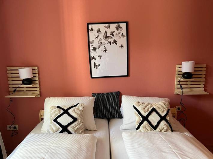 Ferienwohnung für 4 Personen, mit Pool und Garten sowie Ausblick - 1