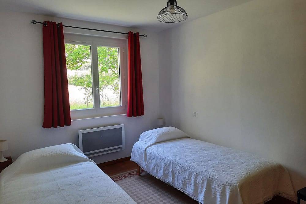 Villa Verdon Castellane Très Agréable Villa Spacieuse, Grand Jardin Arboré in Castellane, Parc naturel régional du Verdon