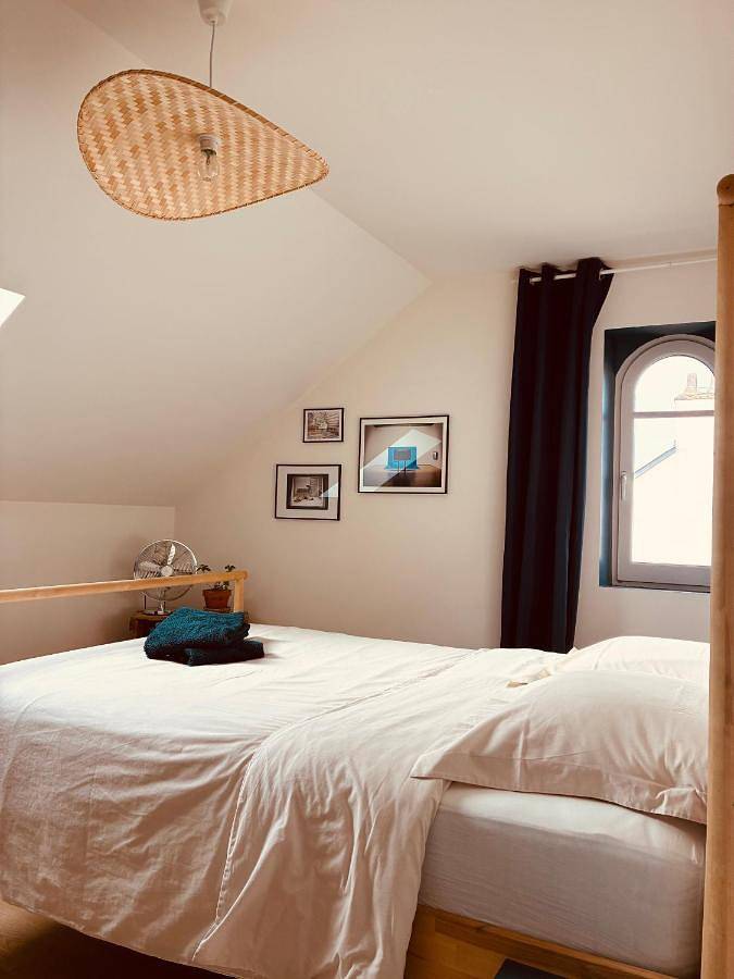 Double Room with Private Bathroom in Mamers, Sarthe