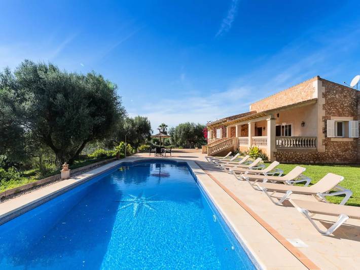 Villa pour 8 personnes, avec jardin ainsi que piscine et terrasse - 1