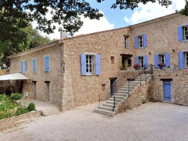 Gîte pour 2 personnes, avec jardin et piscine à Signes - 3