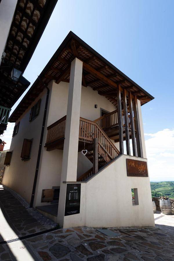 Ferienwohnung für 4 Personen, mit Ausblick und Balkon