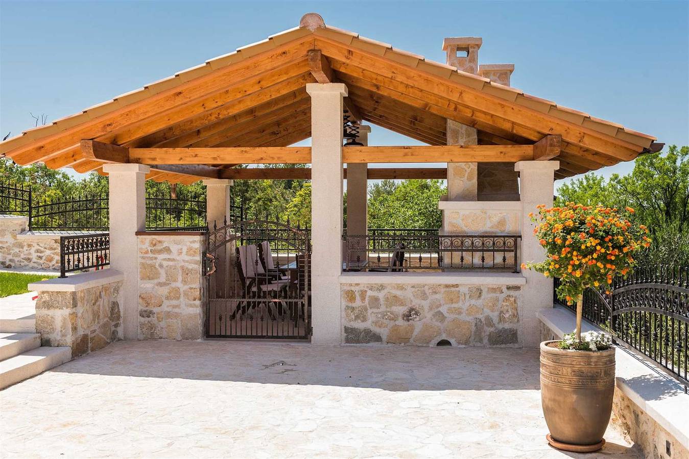 Villa für 4 Personen mit Balkon/Terrasse in Skradin, Šibenik-Knin