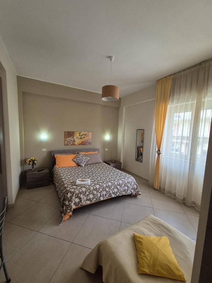 Bed and breakfast per 3 persone, con terrazza - 1