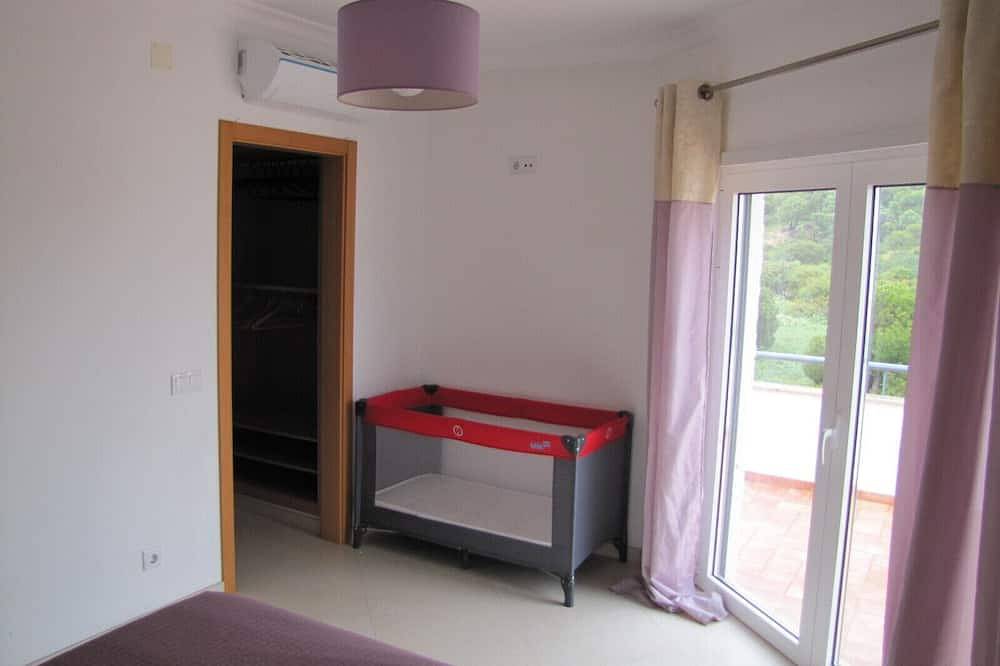 Moradia com 4 Quartos, Piscina Privada, 700m da Praia, Churrasqueira, 41652/al in Castro Marim, Faro Distrikt
