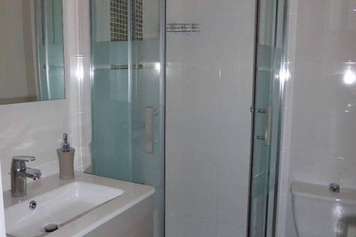 Gîte pour 4 personnes, avec terrasse et piscine dans Plage de la Govelle - 3