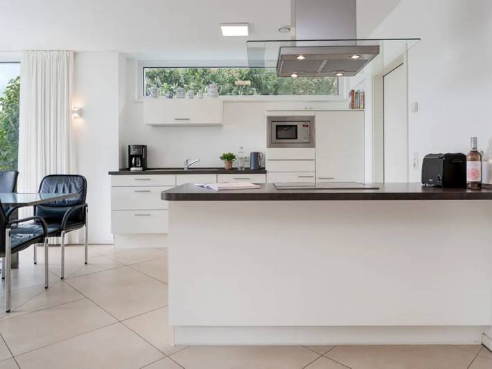 Ferienhaus für 10 Personen, mit Terrasse und Sauna sowie Seeblick in Eutin - 4