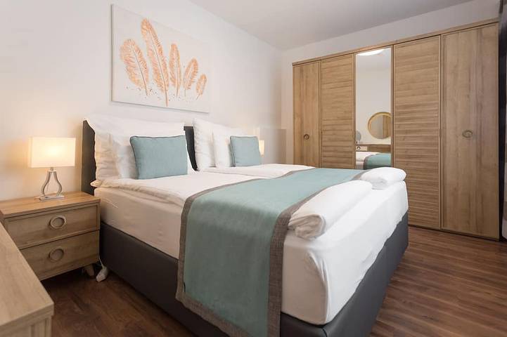 Appartement entier, Suite moderne et calme de 2 chambres avec terrasse spacieuse / à proximité de la ligne de métro # 8of10 in Vienne (Autriche), Danube Basse-Autriche