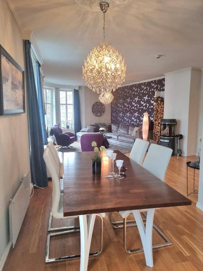 Ferienwohnung für 4 Personen, mit Seeblick und Ausblick sowie Terrasse in Bergen - 4