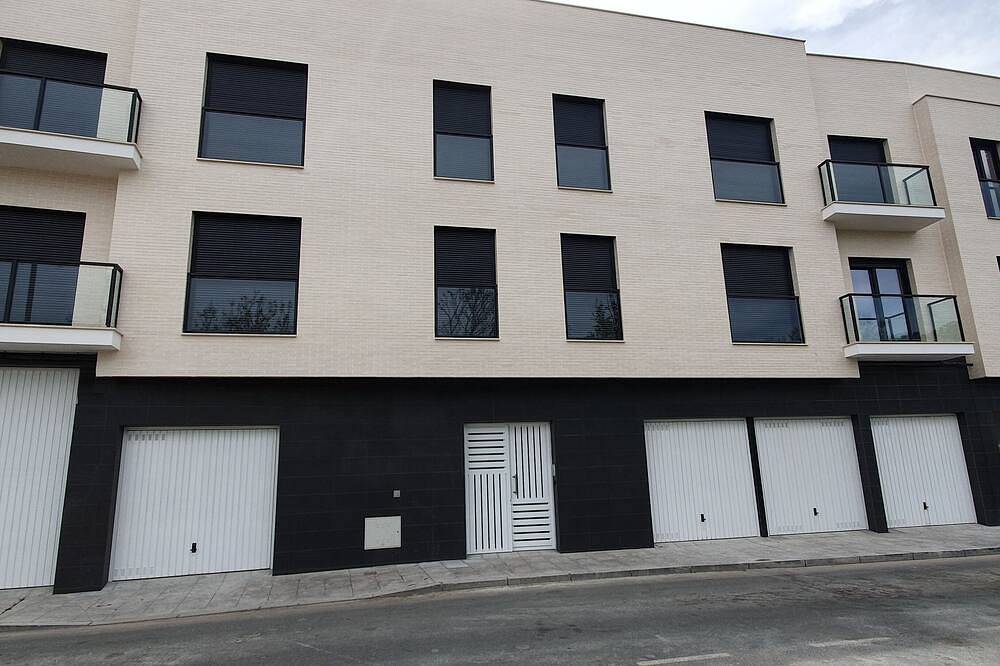 Entire apartment, Suitable. Ricardo 8 Km From Sevilla Next To The Nearby Station in San José de la Rinconada, La Rinconada