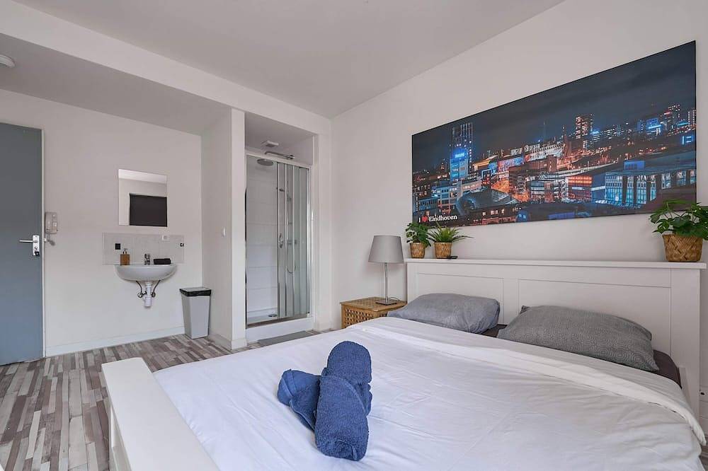 Geheel appartement, Private room 202 - Eindhoven - By T&S. in Eindhoven, Noord-Brabant