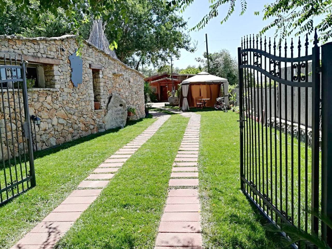 Double or Twin Room with Private Bathroom in Rumanedda, Sassari
