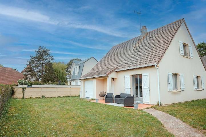 Maison de vacances pour 11 personnes, avec jardin à Saint-Aubin-sur-Mer (Calvados)