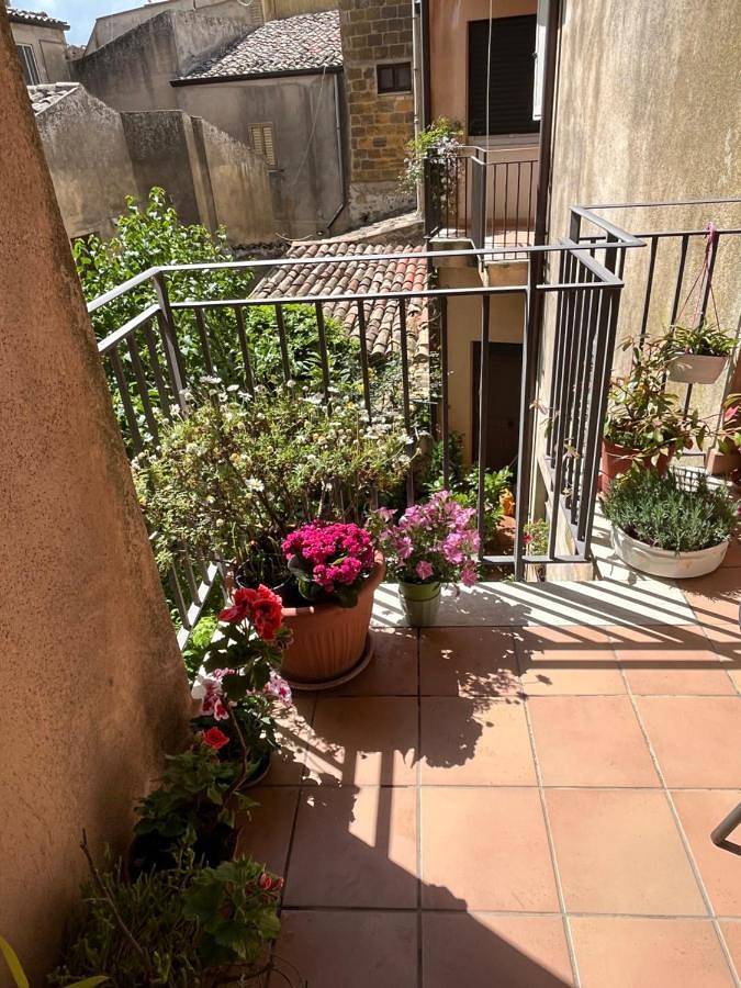 B&B Fleurs in Enna, Province d'Enna