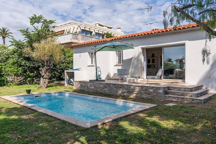 Maison de vacances pour 6 personnes, avec Terrasse ainsi que Jardin et Piscine à Cagnes-sur-Mer