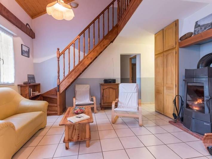 Gîte pour 6 personnes, avec jardin à Mélisey - 4