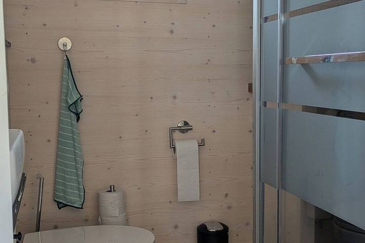 Modernes, gemütliches Tiny House mit überdachter Terrasse in Thaining, Romantische Straße