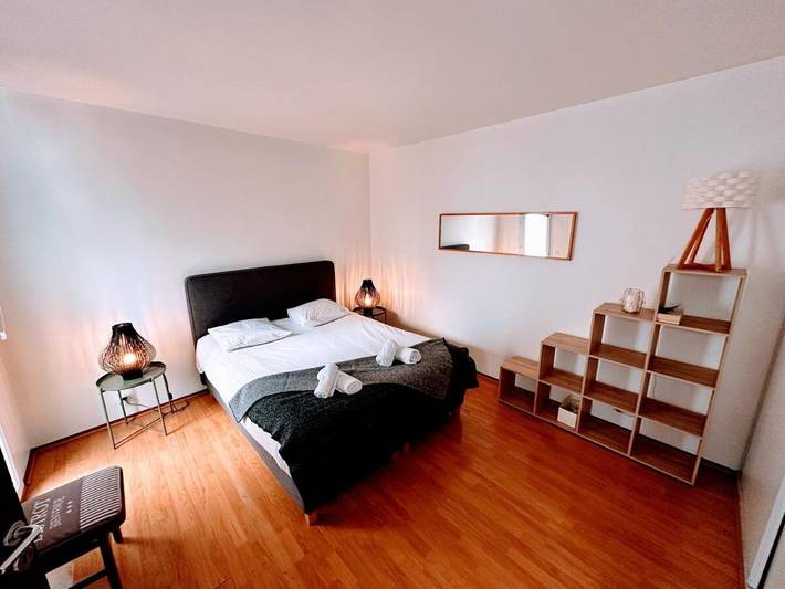 Gîte pour 4 personnes, avec terrasse dans Basilique Saint-Seurin de Bordeaux