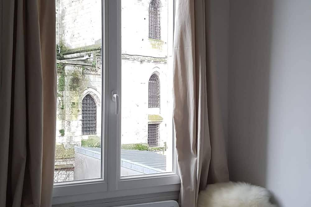 Apartamento entero, F1 hyper center at the foot of the cathedral in Beauvais, Río Oise