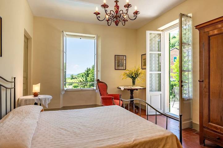 Maison Savio in La Morra, Langhe
