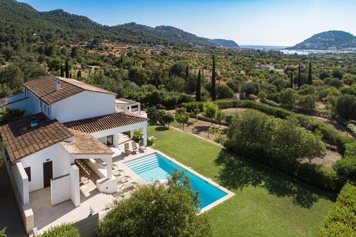 Villa für 12 Personen, mit Balkon und Terrasse sowie Garten in Port d'Andratx