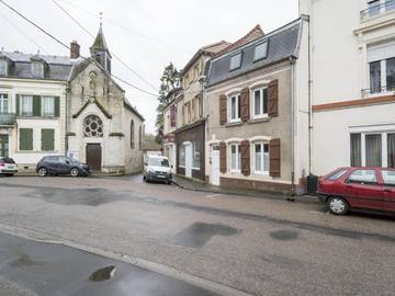 Maison De Vacances pour 10 Personnes dans Dun-sur-Meuse, Verdun, Photo 4