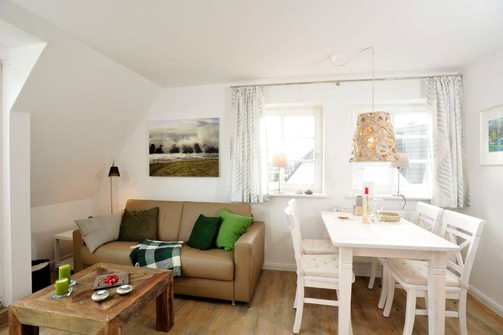 Ferienwohnung für 2 Personen, mit Balkon und Terrasse in Tinnum - 2