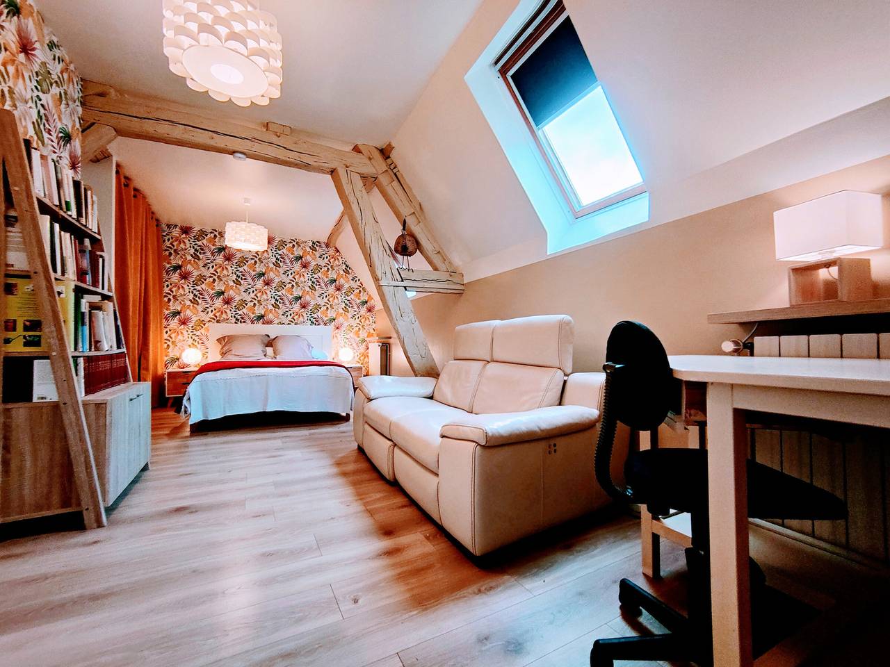 Ganze Wohnung, Zentrales Apartment in Auxerre mit kostenlosem Parkplatz in Auxerre, Auxerre und Umgebung