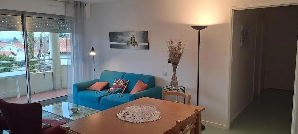 Apartamento de vacaciones para 4 personas, con jardín y vistas - 1