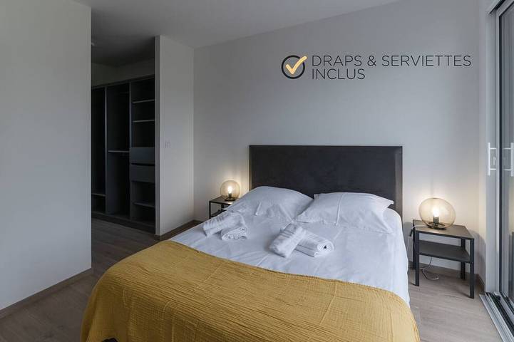 Location de vacances pour 8 personnes, avec jardin et terrasse dans Plage Penfoul