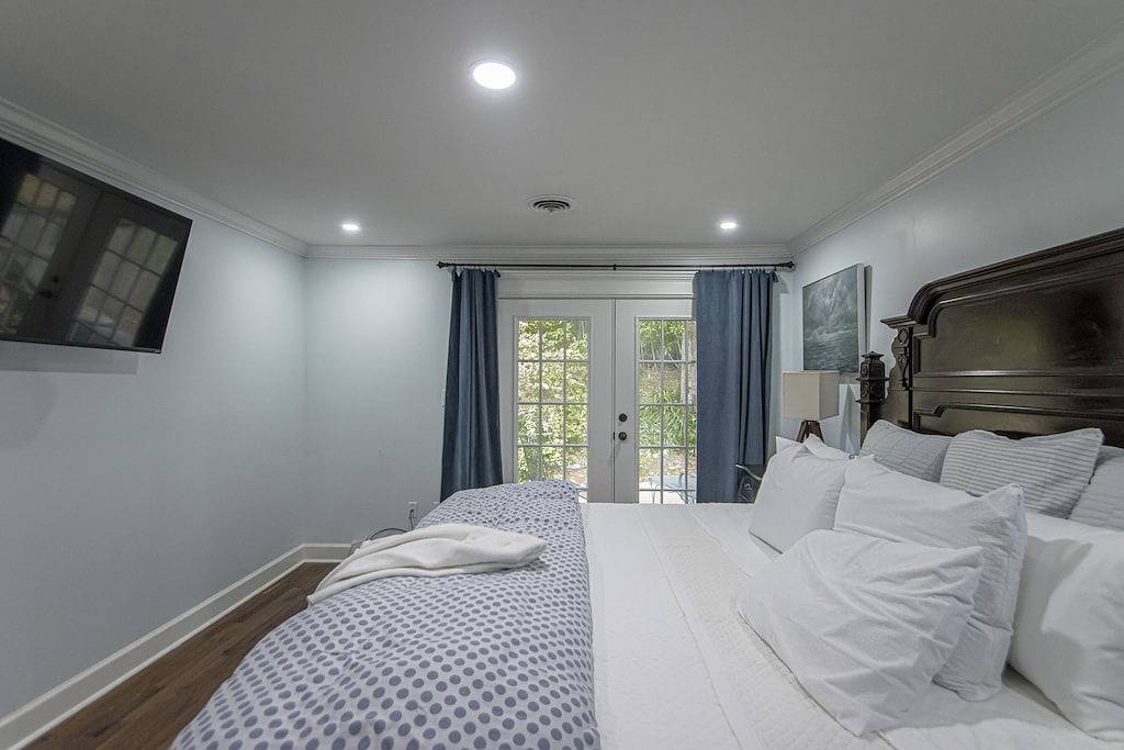 3-bedroom vacation home just 12 minutes from Simmons Bank Arena in Little Rock, Arkansas