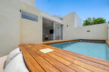 Chalet pour 6 personnes, avec jardin ainsi que terrasse et piscine à Roses