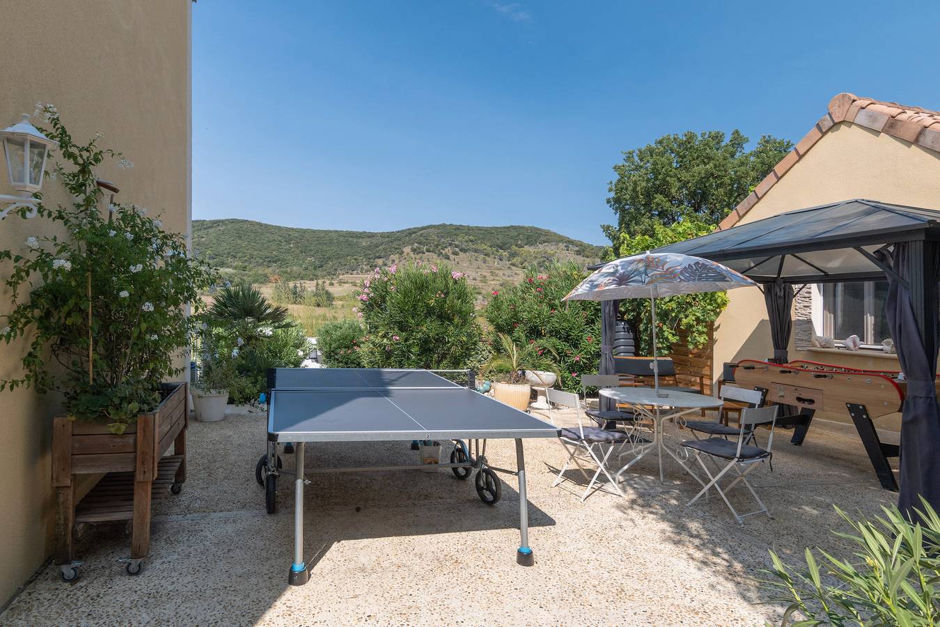 Magnifico alloggio nel sud dell'ardeche con cime in Lagorce, Ardèche