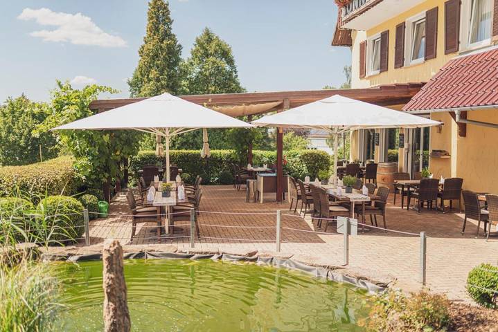 Hotel, mit Terrasse und Garten in Dornstetten - 4