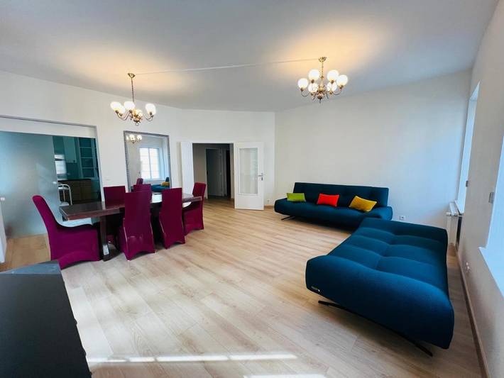 Gîte pour 6 personnes, avec Terrasse à Divonne-les-Bains