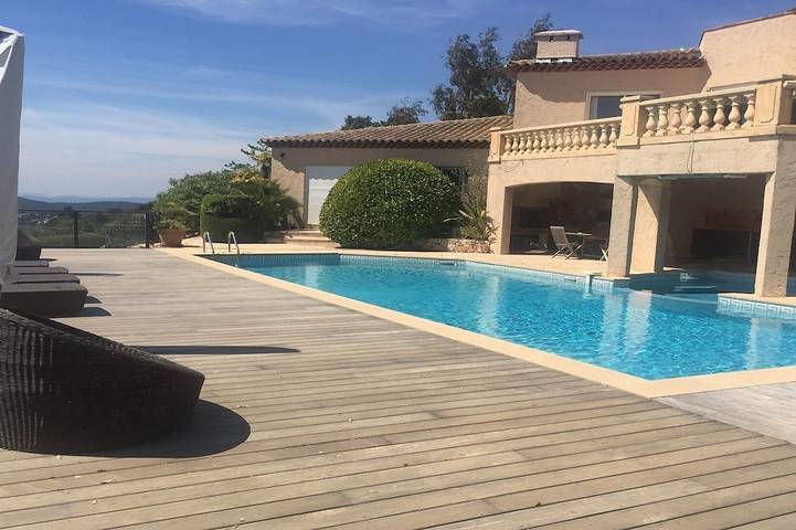 Appartement de vacances pour 5 personnes, avec jardin