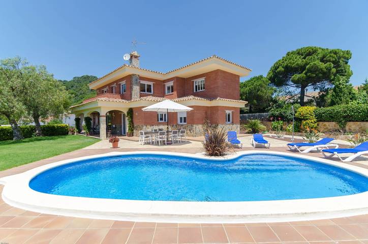 Finca für 8 Personen, mit Terrasse und Garten in Tossa de Mar