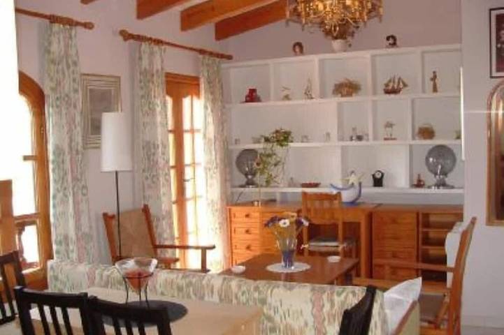 Ferienwohnung für 2 Personen, mit Balkon in Ariany