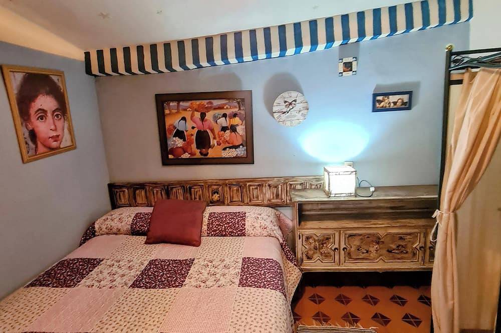 Entire apartment, Homerez - Apt Cuenca with parking in Cuenca, Cuenca Province